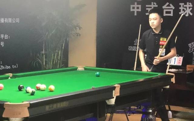 并讨论比赛 并讨论比赛